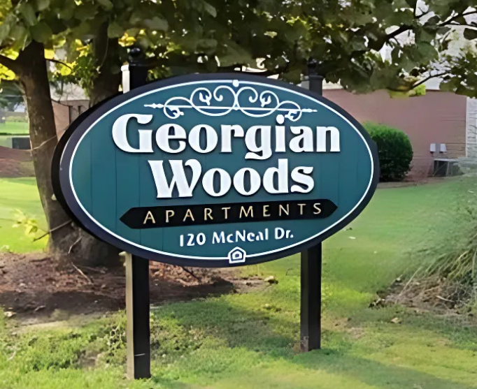 Georgian Woods Apartments